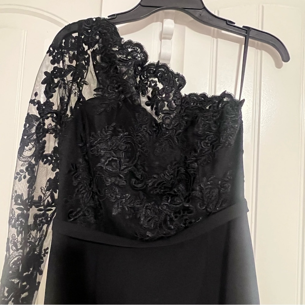 Fashion Nova Black Asymmetrical One-Shoulder Gown - Picture 4 of 6